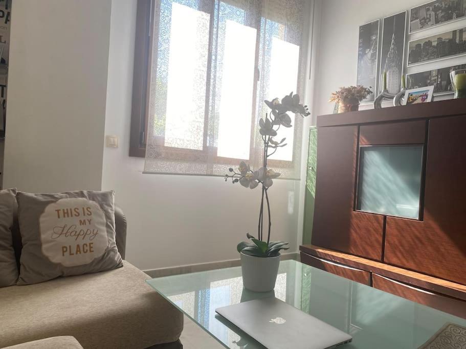 Fibes Con Piscina Y Parking Gratis Apartamento Sevilla Este Exterior photo